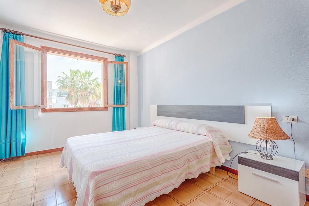 Apartamentos Obrador Colonia de Sant Jordi Room photo
