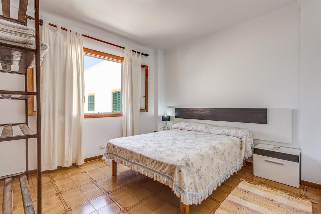 Apartamentos Obrador Colonia de Sant Jordi Room photo